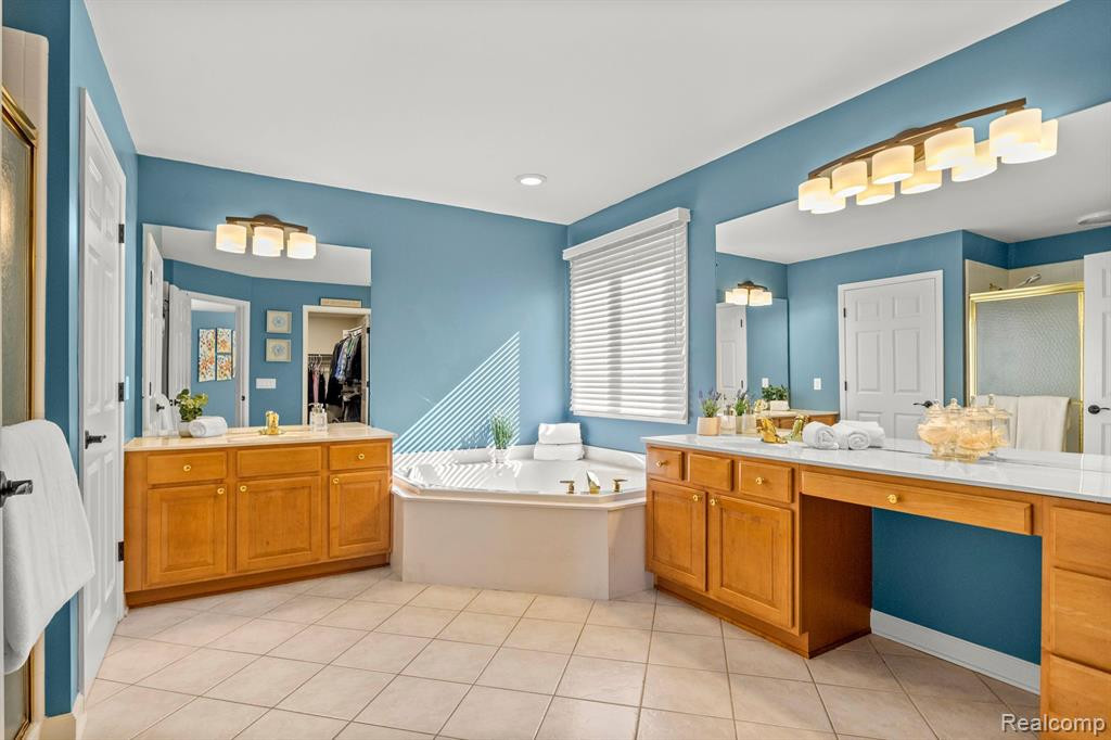 44503 WHITE PINE Circle W, Northville, MI 48168 — Photo 41