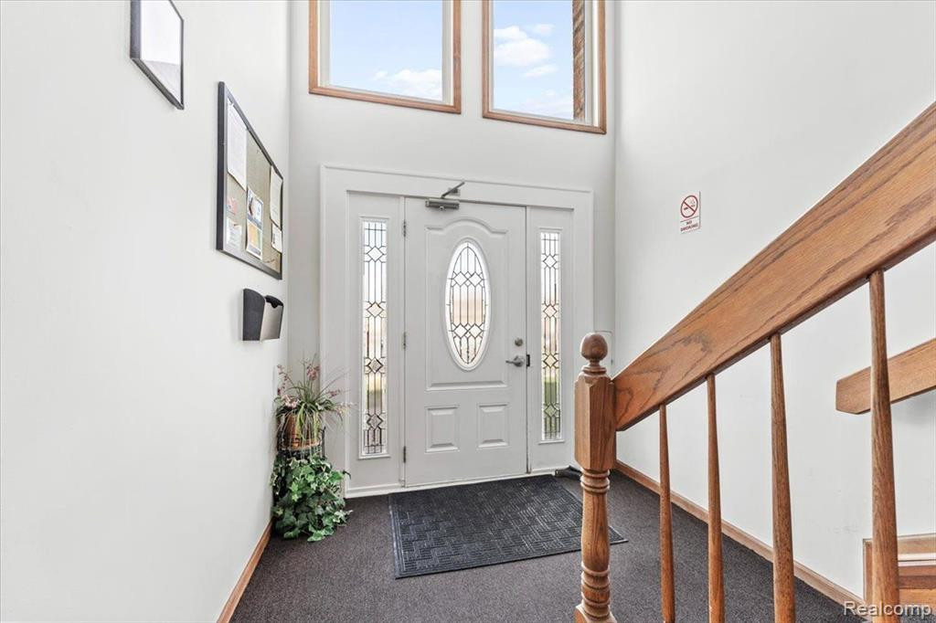 1355 HARBOUR Boulevard, 105, Trenton, MI 48183 — Photo 3