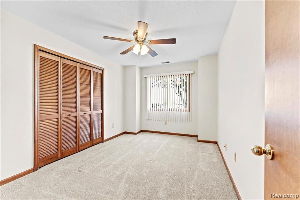 1355 HARBOUR Boulevard, 105, Trenton, MI 48183 — Photo 14