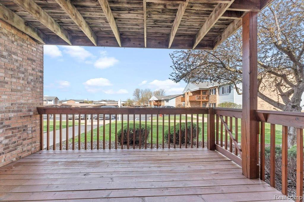 1355 HARBOUR Boulevard, 105, Trenton, MI 48183 — Photo 19