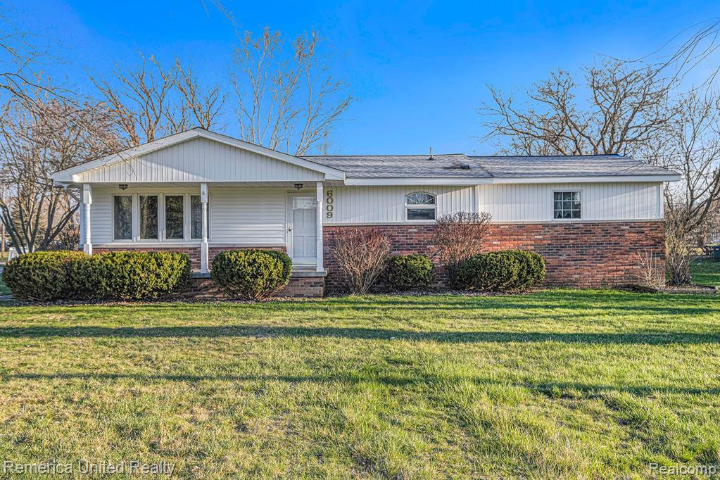 6009 E. Hill Road, Grand Blanc, MI 48439 — front exterior