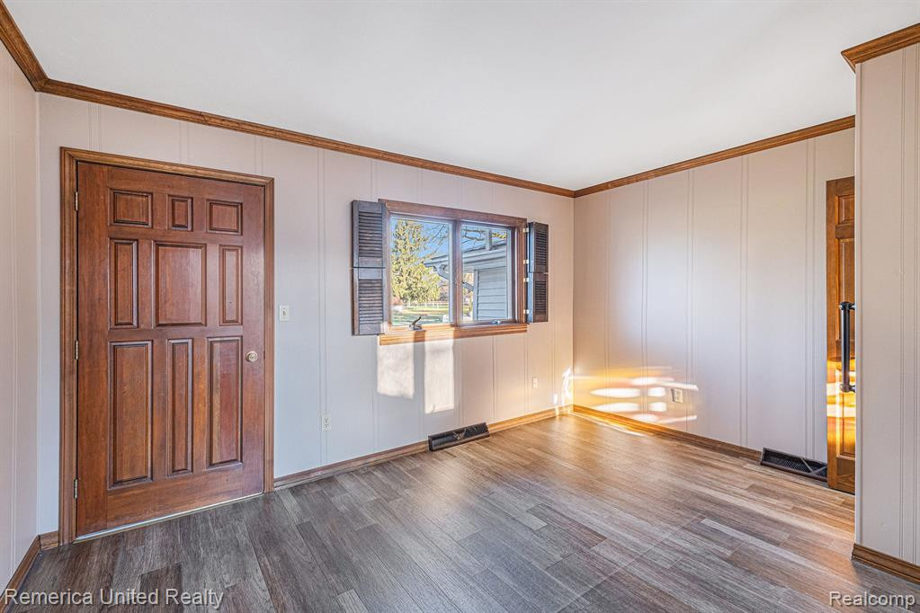 6009 E. Hill Road, Grand Blanc, MI 48439 — Photo 9