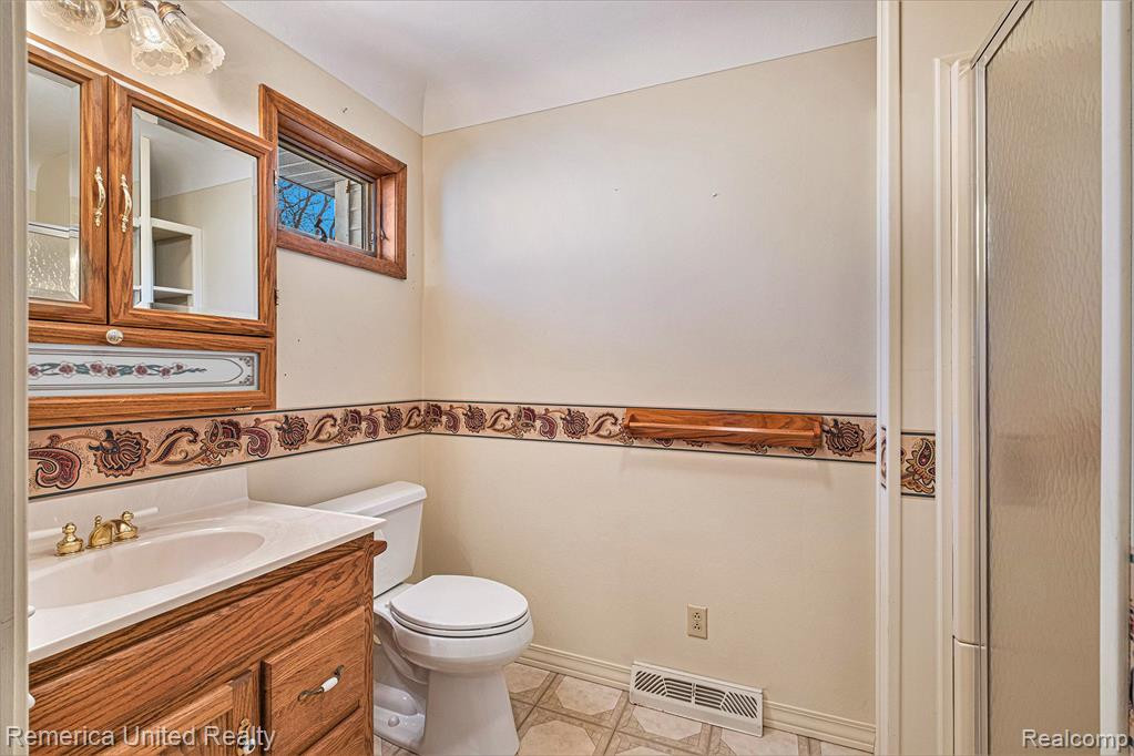 6009 E. Hill Road, Grand Blanc, MI 48439 — Photo 17