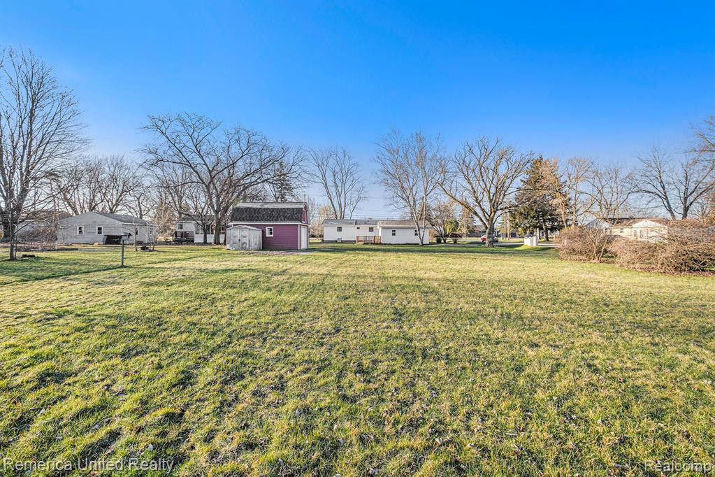 6009 E. Hill Road, Grand Blanc, MI 48439 — Photo 26