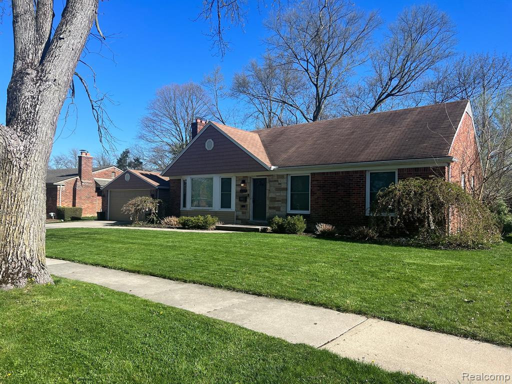4407 S VERONA Circle, Royal Oak, MI 48073 — front exterior