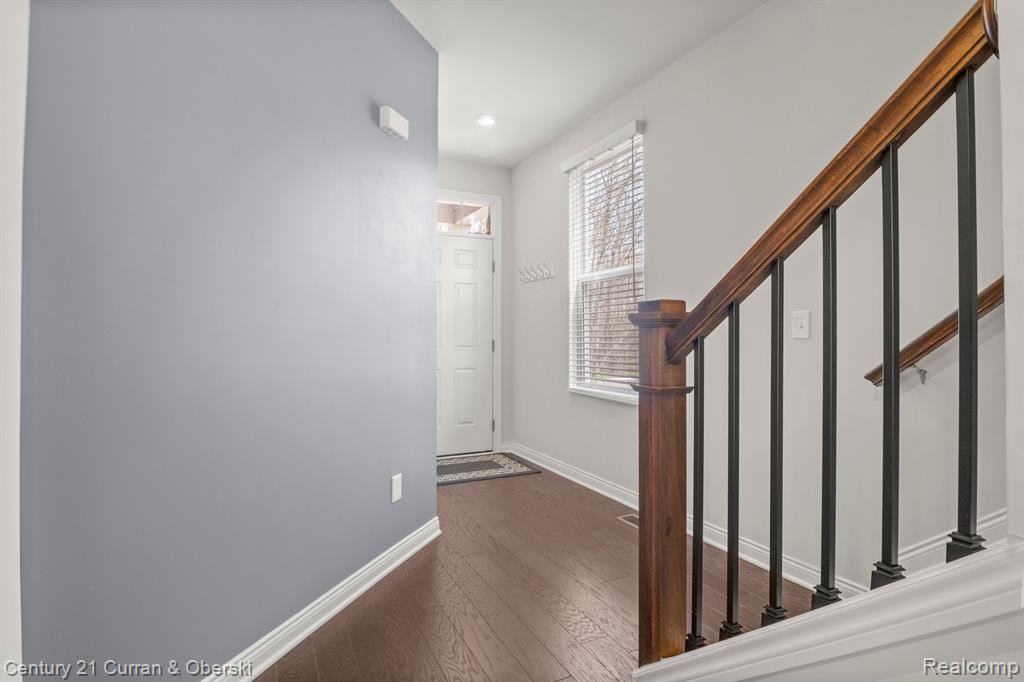 2806 PRAIRIE VIEW Road, Ann Arbor, MI 48108 — Photo 3