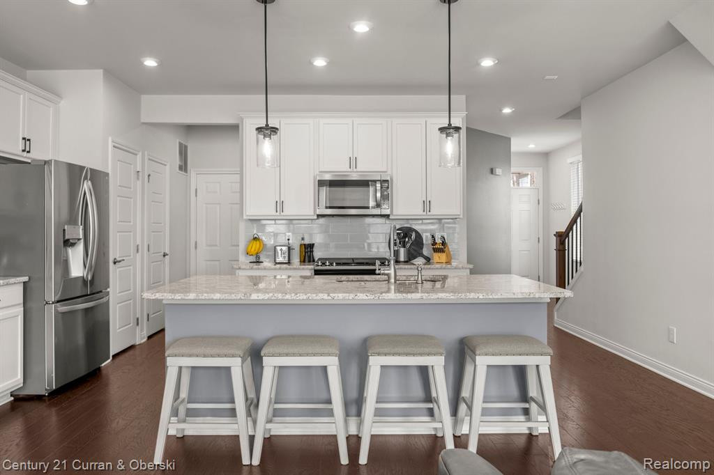 2806 PRAIRIE VIEW Road, Ann Arbor, MI 48108 — Photo 11