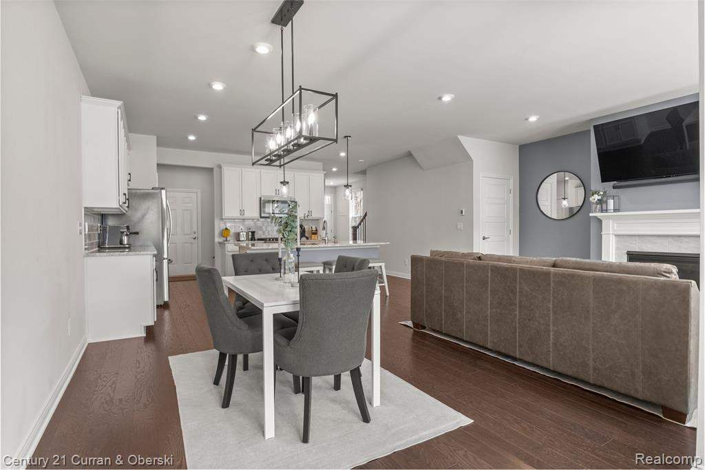 2806 PRAIRIE VIEW Road, Ann Arbor, MI 48108 — Photo 18