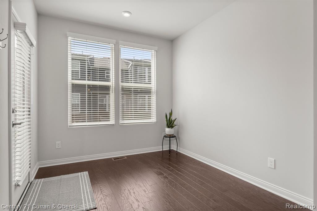 2806 PRAIRIE VIEW Road, Ann Arbor, MI 48108 — Photo 20