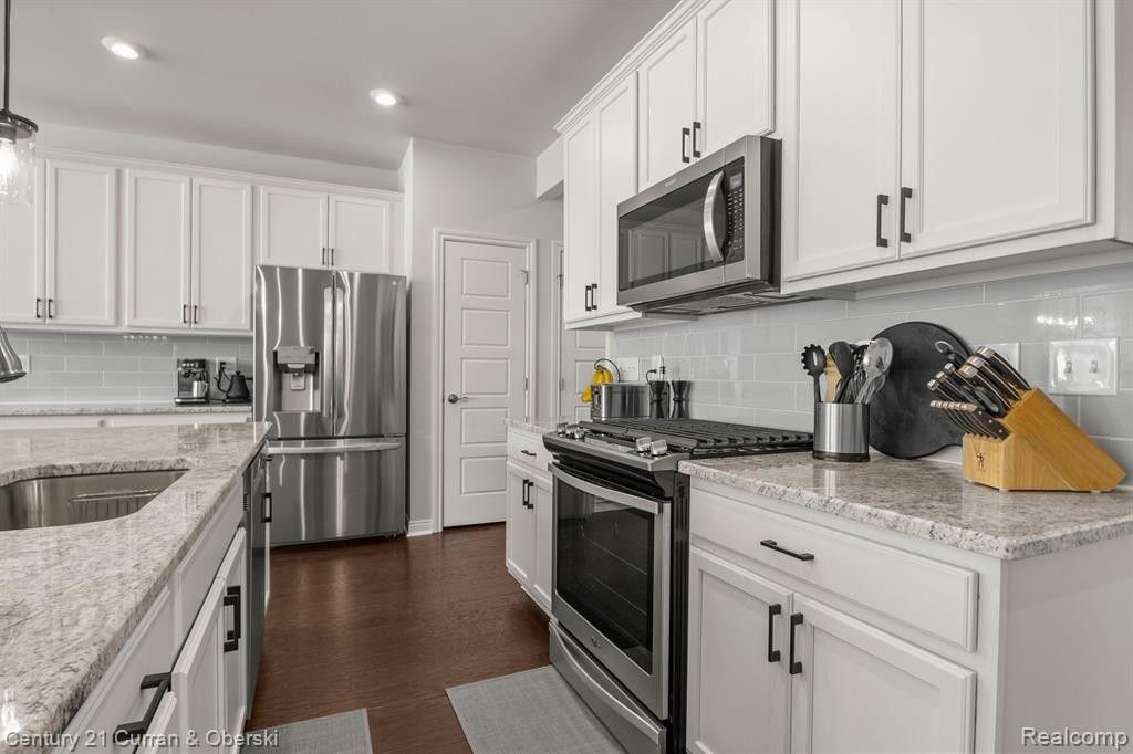 2806 PRAIRIE VIEW Road, Ann Arbor, MI 48108 — Photo 27