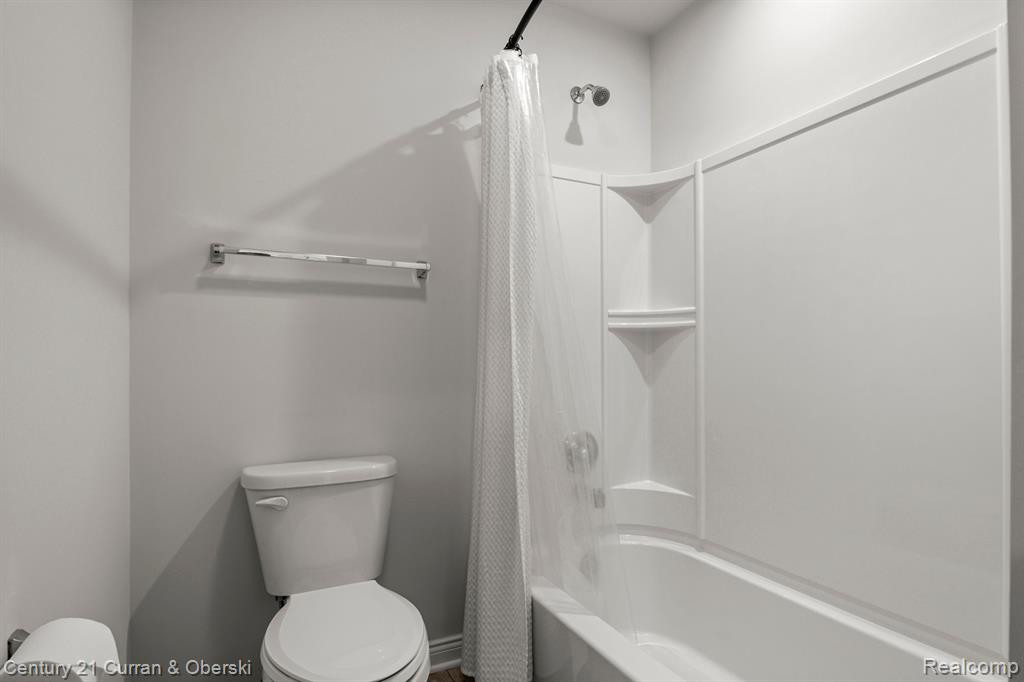 2806 PRAIRIE VIEW Road, Ann Arbor, MI 48108 — Photo 39