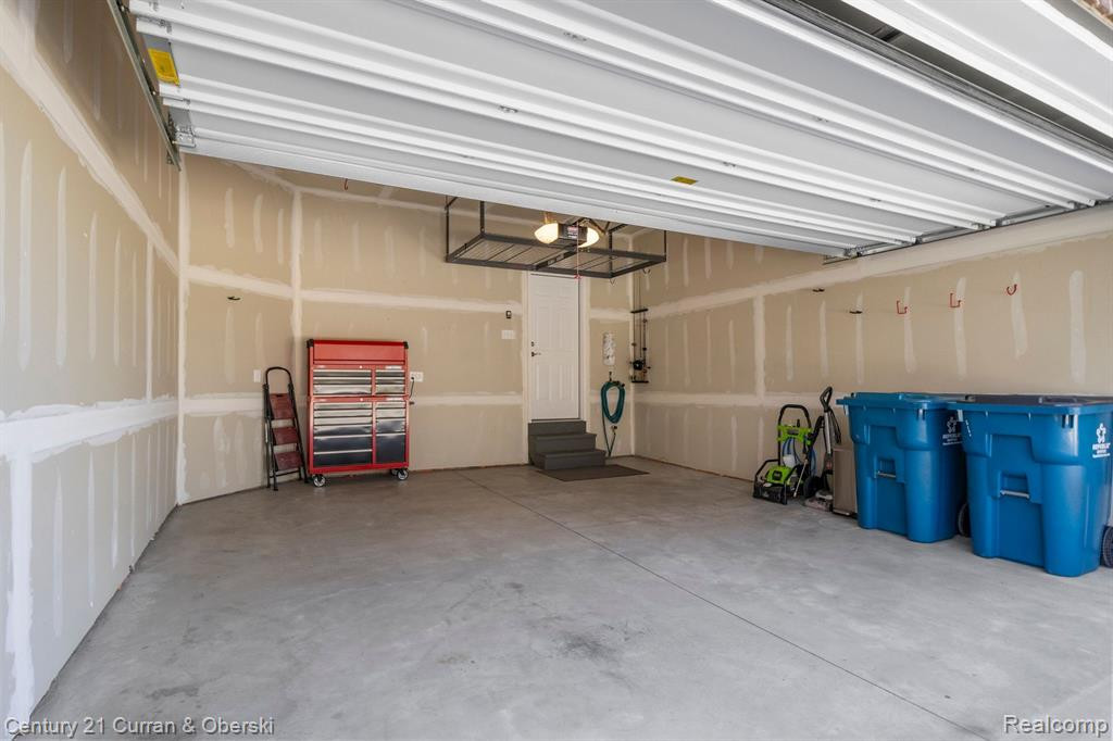 2806 PRAIRIE VIEW Road, Ann Arbor, MI 48108 — Photo 43
