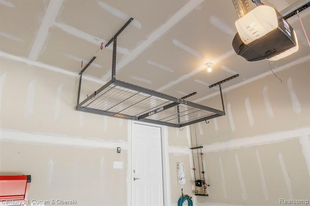2806 PRAIRIE VIEW Road, Ann Arbor, MI 48108 — Photo 44