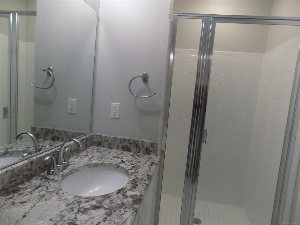 41825 Mitchell Road, Novi, MI 48377 — Photo 6