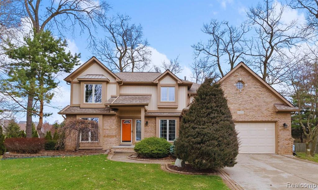 4095 Bandury Drive, Lake Orion, MI — front exterior