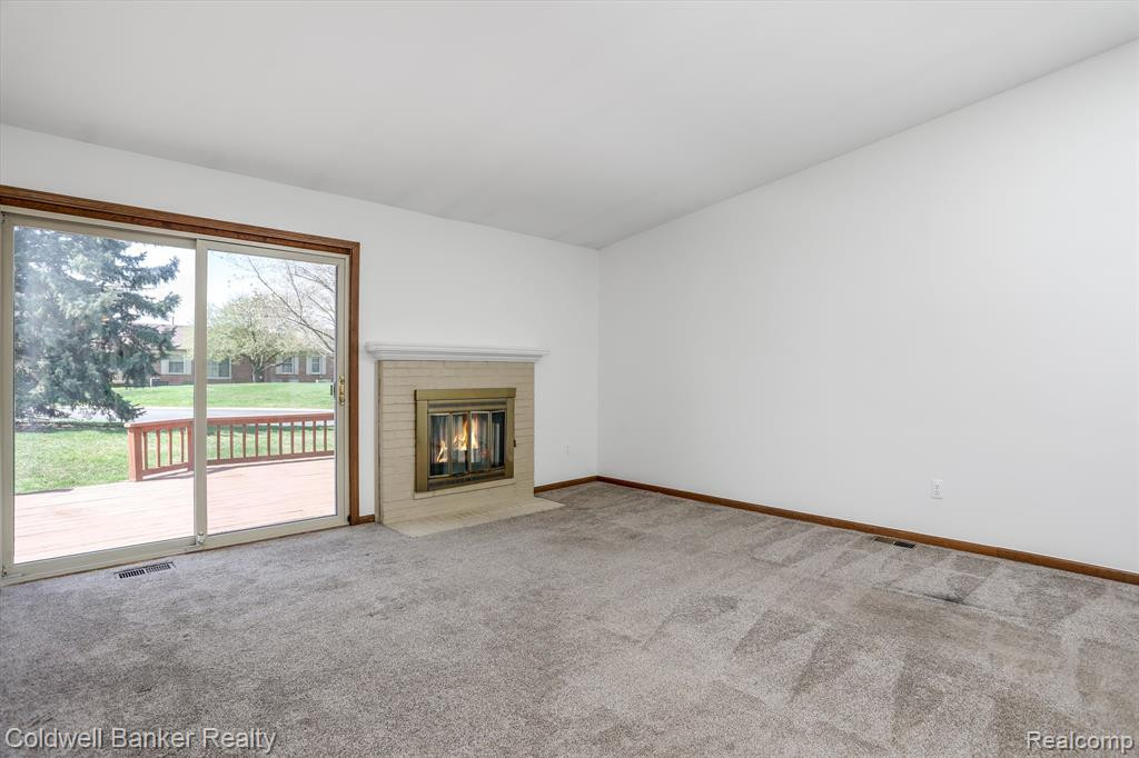 49320 MAYFLOWER Court, Shelby Twp, MI 48315 — Photo 8
