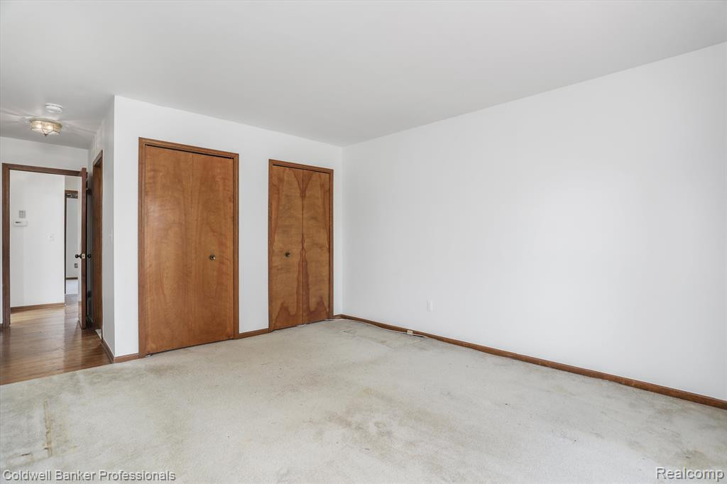 49320 MAYFLOWER Court, Shelby Twp, MI 48315 — Photo 20
