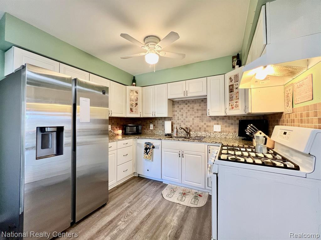 5716 STAGHORN Drive, Ypsilanti, MI 48197 — Photo 10