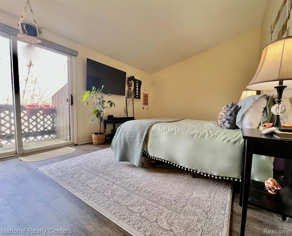 5716 STAGHORN Drive, Ypsilanti, MI 48197 — Photo 17