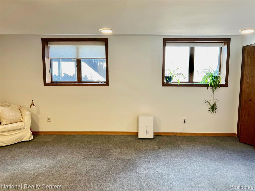 5716 STAGHORN Drive, Ypsilanti, MI 48197 — Photo 31