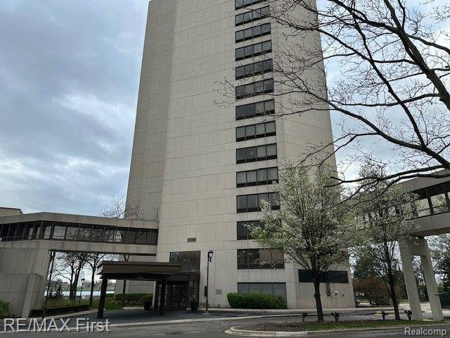 1001 W JEFFERSON Avenue, 300-4F, Detroit, MI 48226 — front exterior