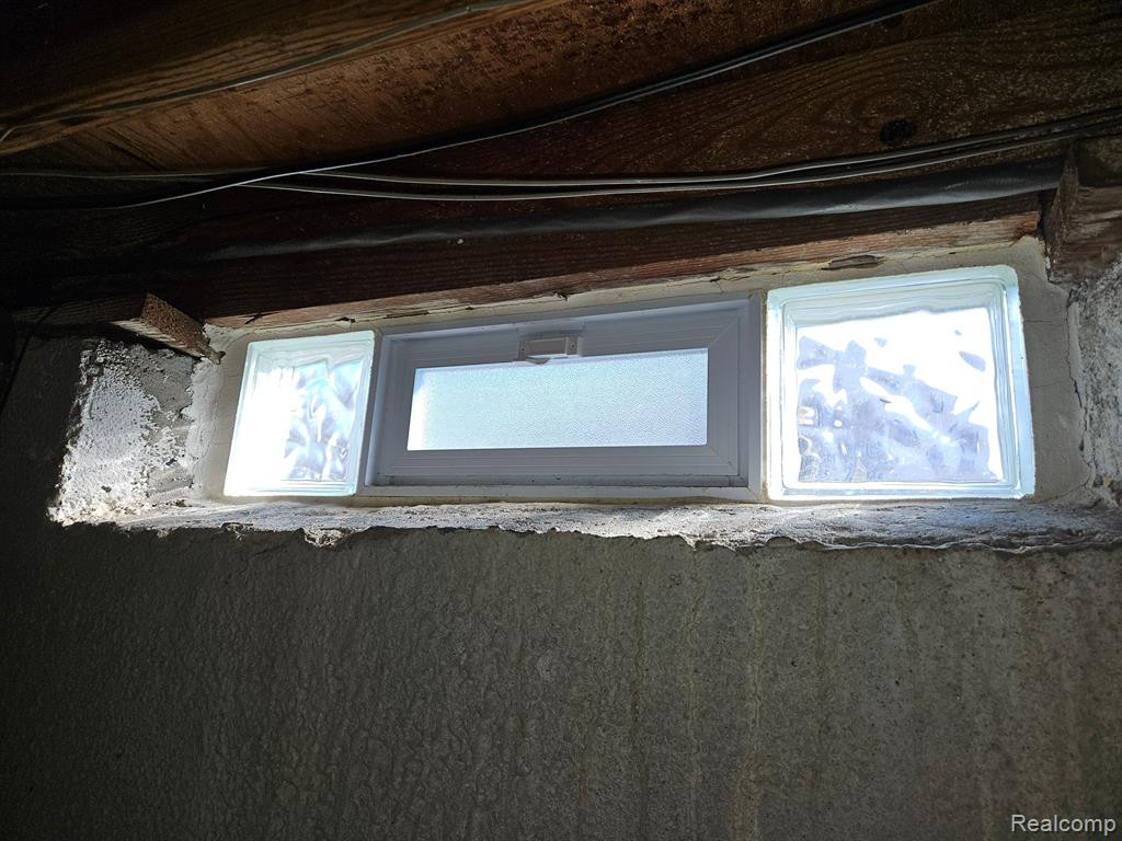 38122 CAROLON Boulevard, Westland, MI — Photo 27
