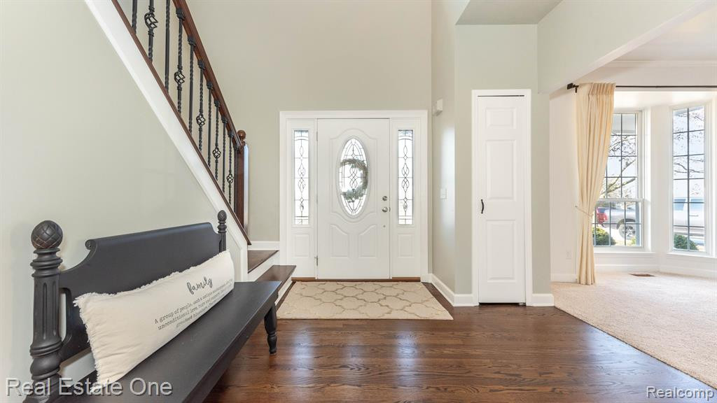 1060 Shetland Drive, South Lyon, MI 48178 — Photo 5