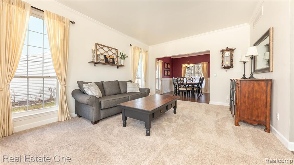 1060 Shetland Drive, South Lyon, MI 48178 — Photo 8