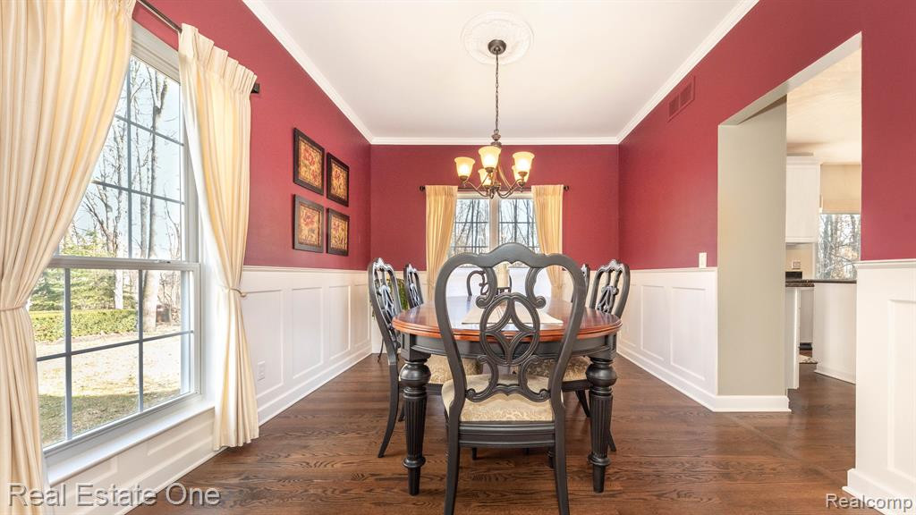 1060 Shetland Drive, South Lyon, MI 48178 — Photo 10