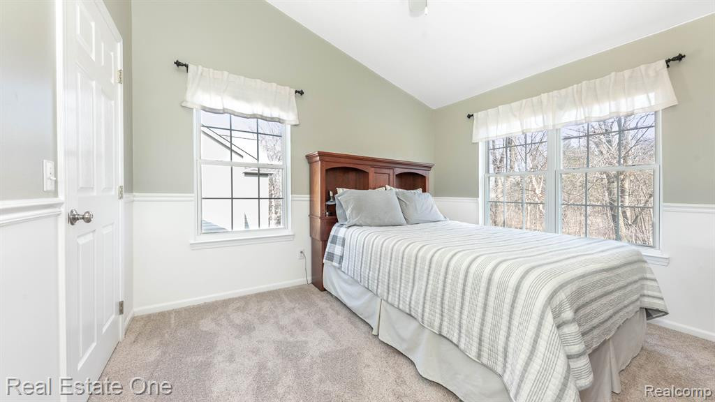 1060 Shetland Drive, South Lyon, MI 48178 — Photo 35