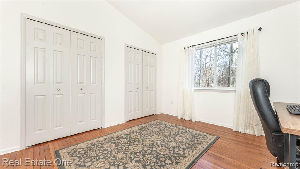 1060 Shetland Drive, South Lyon, MI 48178 — Photo 38