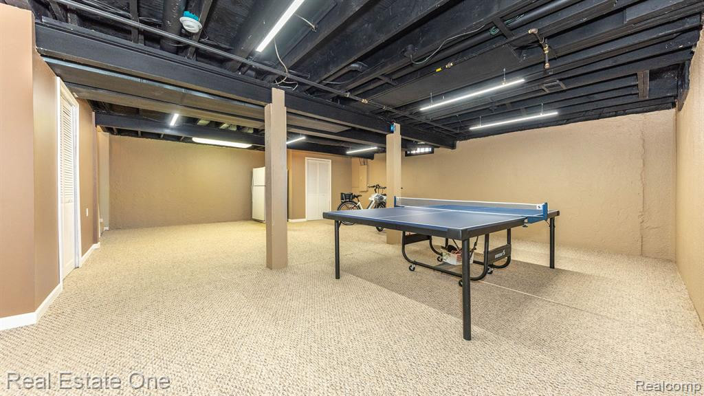 1060 Shetland Drive, South Lyon, MI 48178 — Photo 43