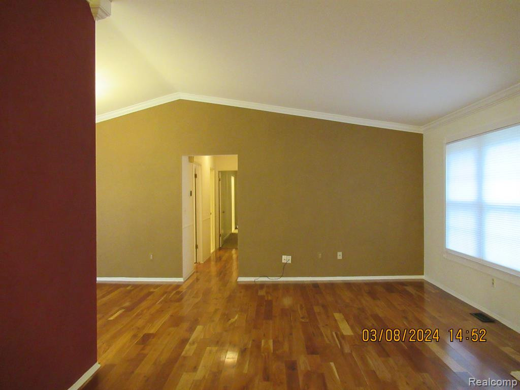 42215 PELLSTON Drive, 290, Northville, MI 48167 — Photo 2