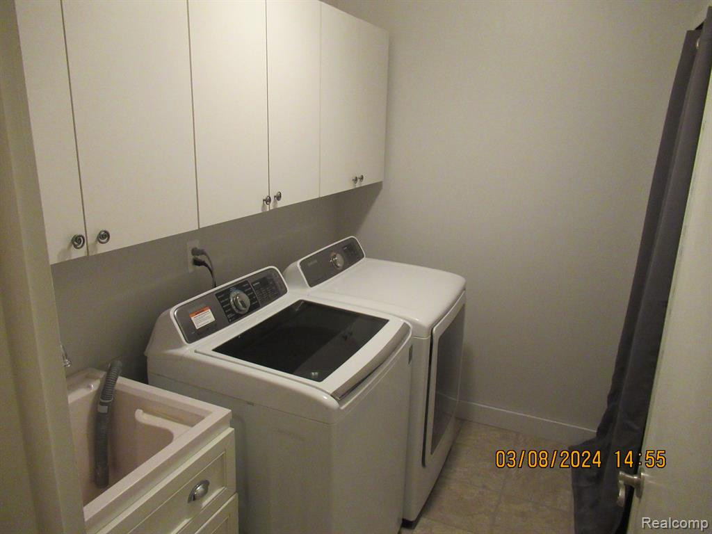 42215 PELLSTON Drive, 290, Northville, MI 48167 — Photo 11