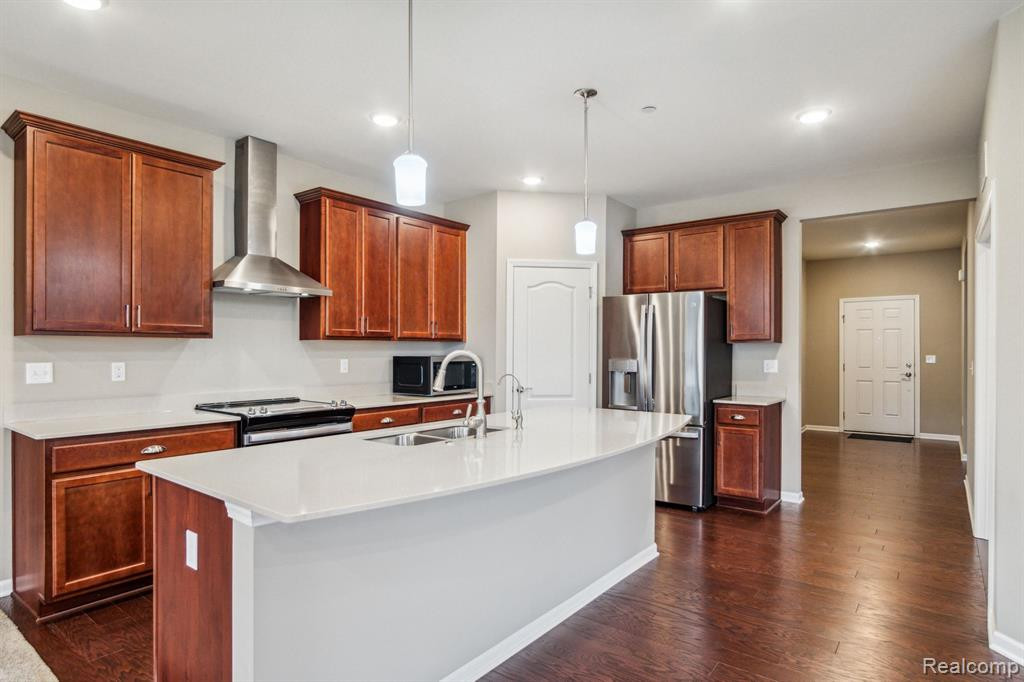 4583 Reserve Way, Brighton, MI 48116 — Photo 3