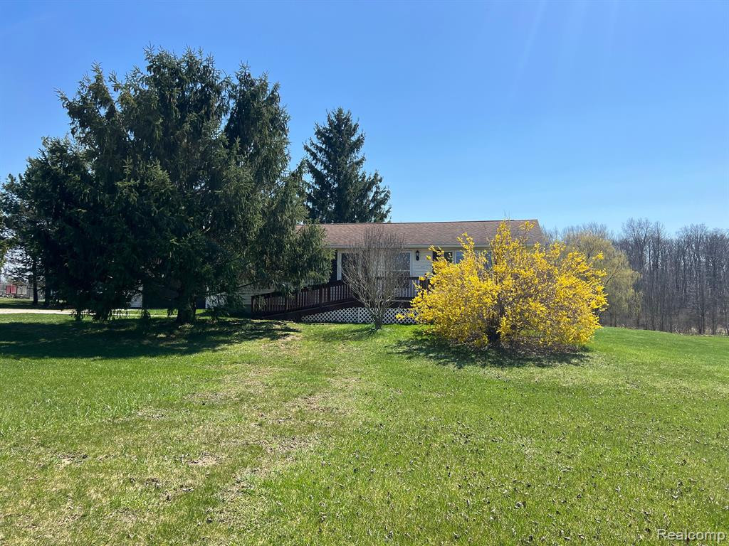 6537 NORMAN Road, MI 48032 — Photo 2
