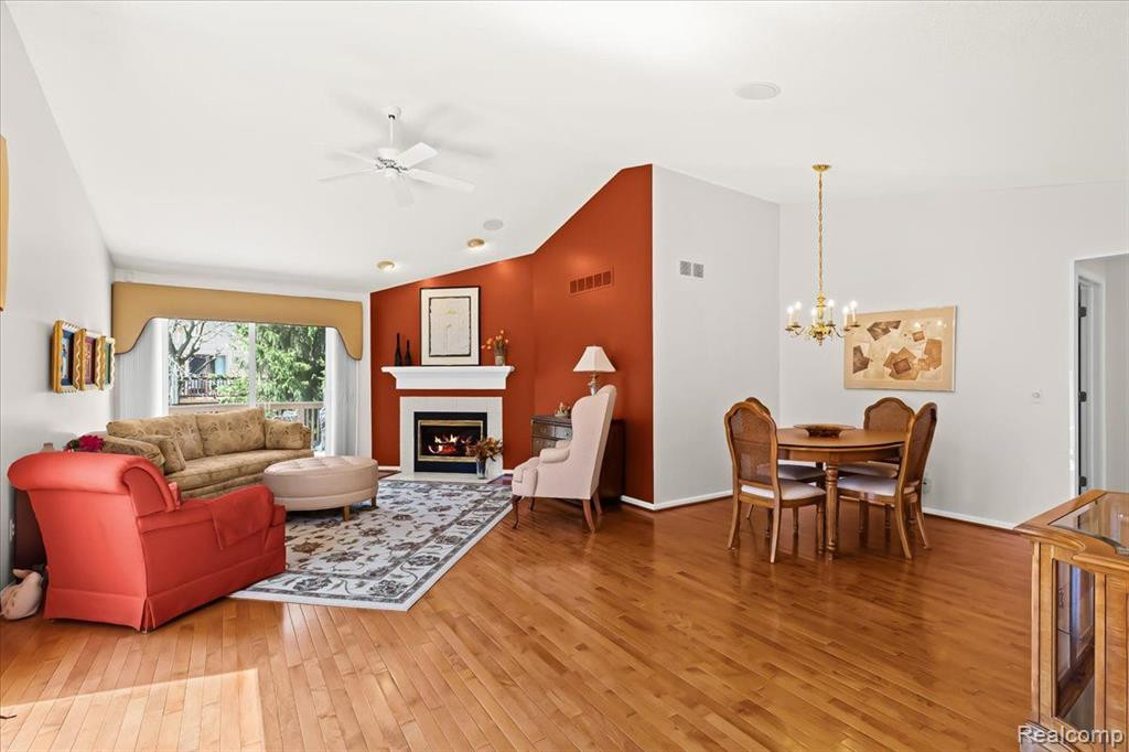 22141 LANCREST, Farmington Hills, MI 48335 — Photo 7