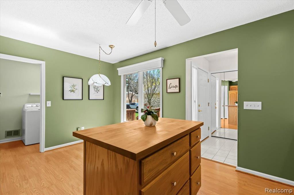 22141 LANCREST, Farmington Hills, MI 48335 — Photo 12