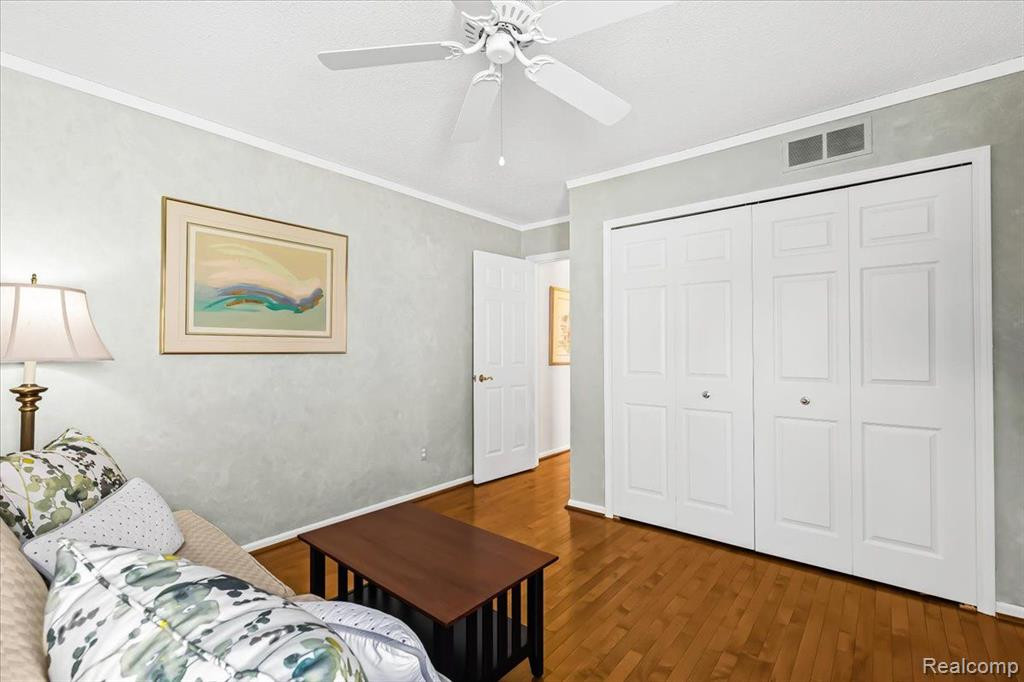 22141 LANCREST, Farmington Hills, MI 48335 — Photo 17