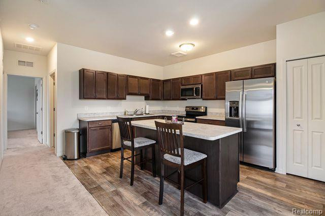 9828 RIDGE Run, Howell, MI 48855 — Photo 4