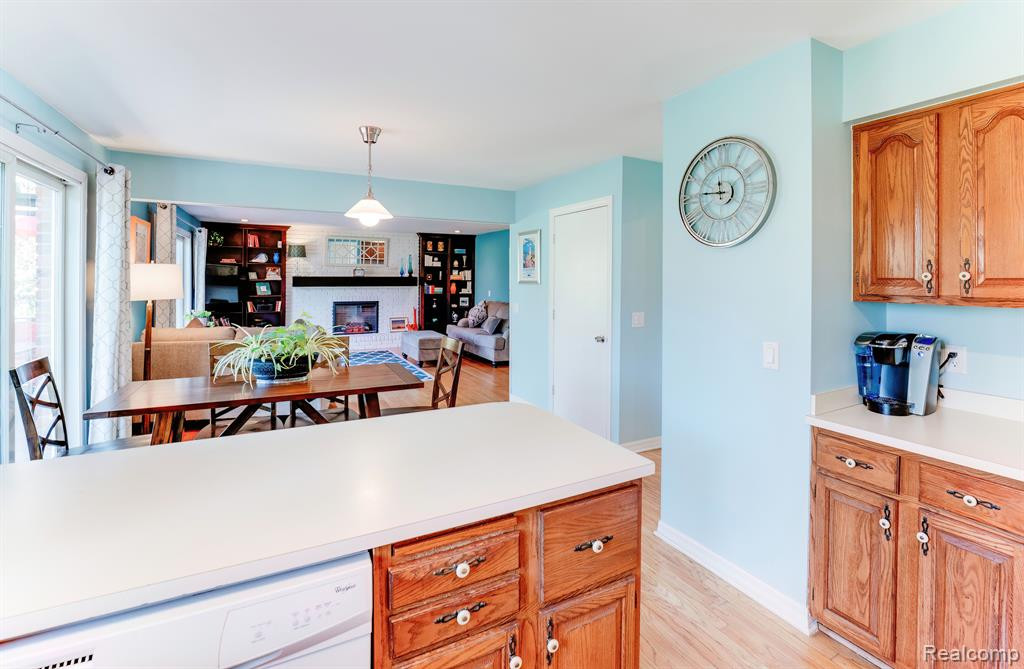731 DUNEDIN Drive, Rochester Hills, MI 48309 — Photo 11