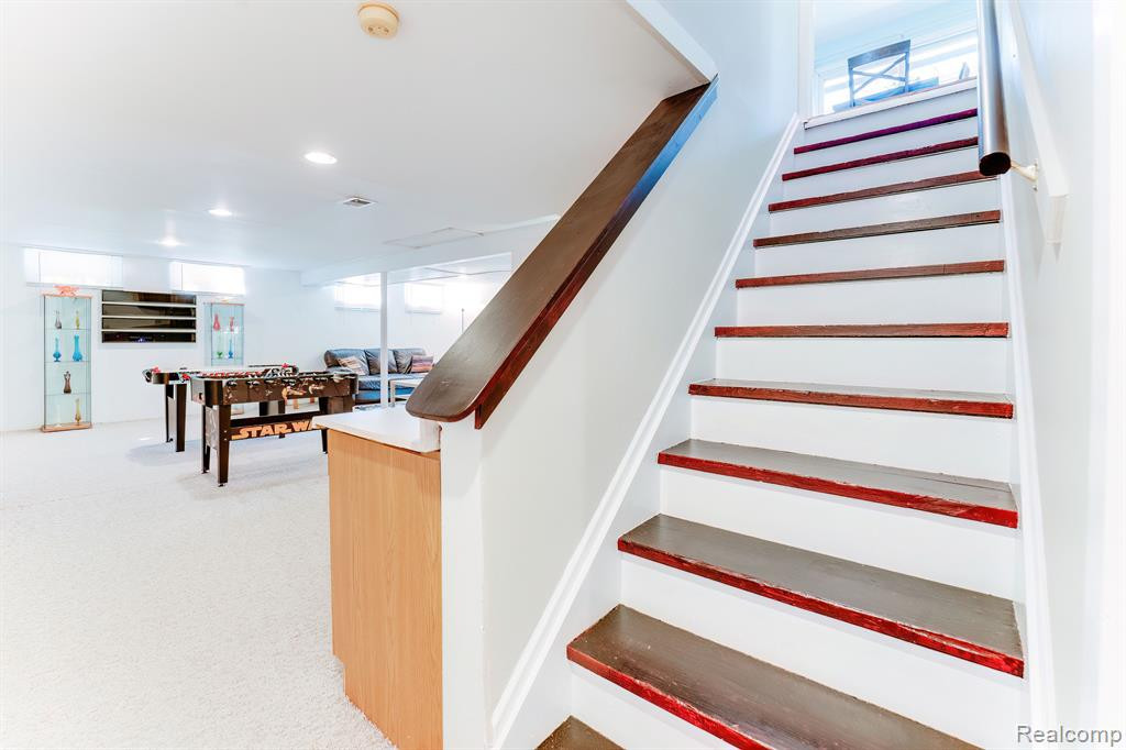 731 DUNEDIN Drive, Rochester Hills, MI 48309 — Photo 31