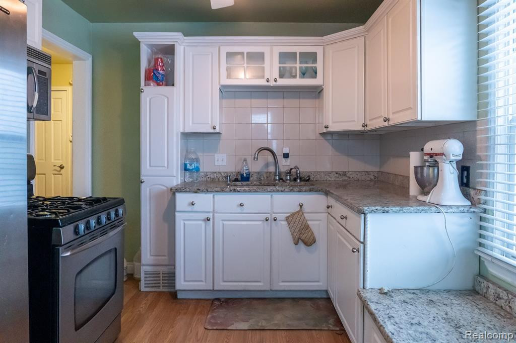 472 CAMPBELL Street, River Rouge, MI 48218 — Photo 4