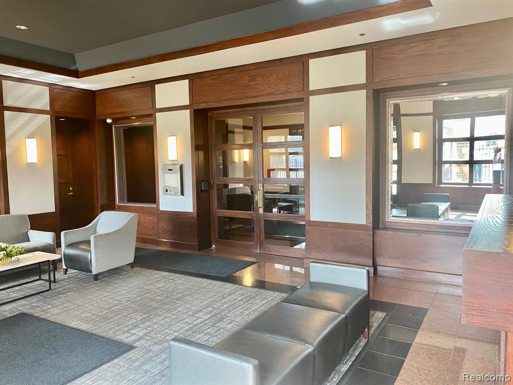 250 E HARBORTOWN Penthouse Drive, # 1505, Detroit, MI 48207 — Photo 6