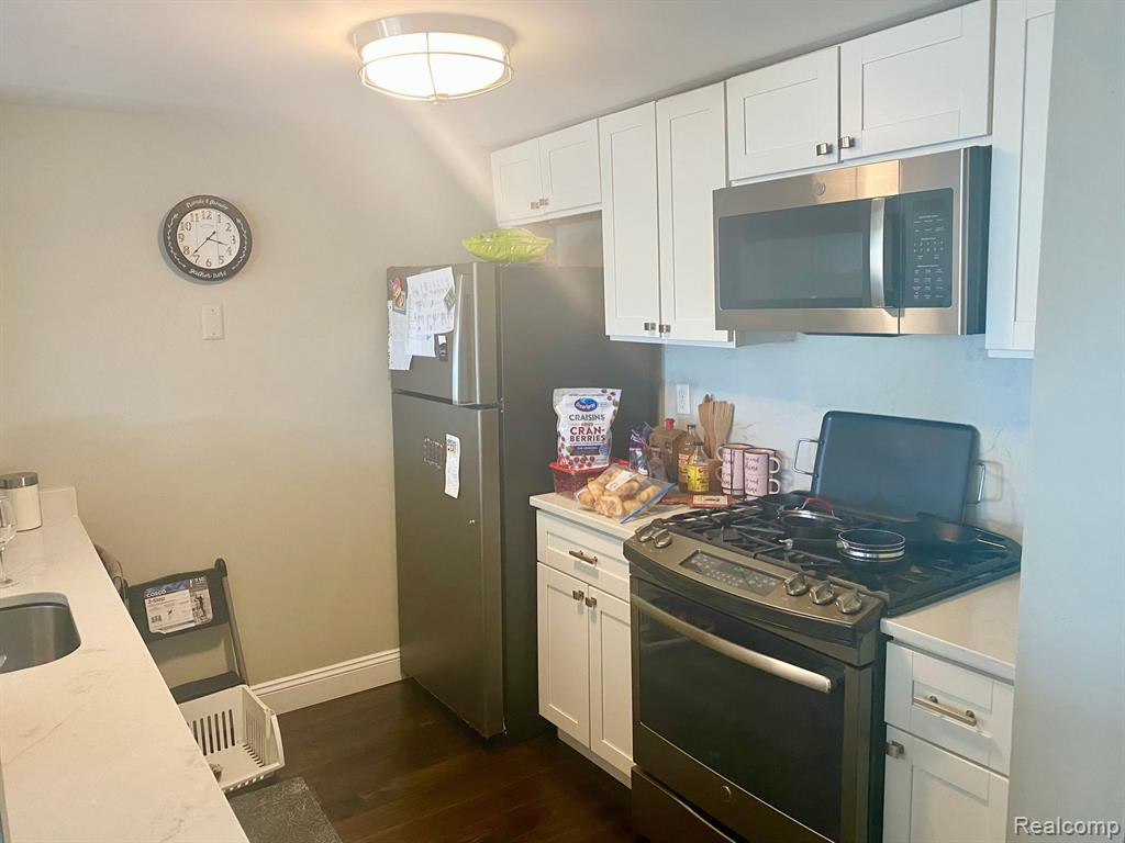 250 E HARBORTOWN Penthouse Drive, # 1505, Detroit, MI 48207 — Photo 10