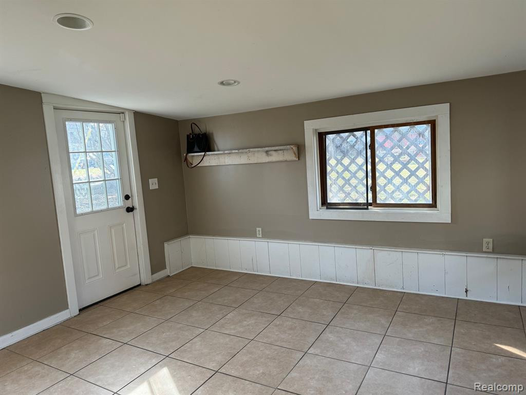 3984 N OAK Street, Metamora, MI 48455 — Photo 10