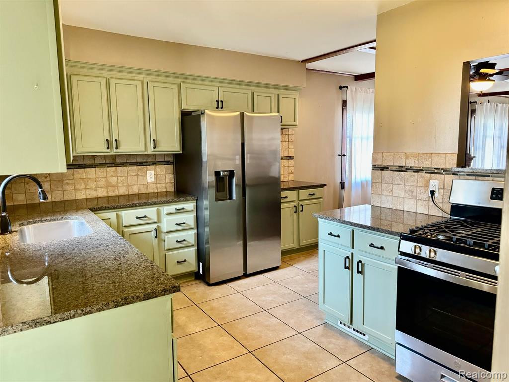 3984 N OAK Street, Metamora, MI 48455 — Photo 15
