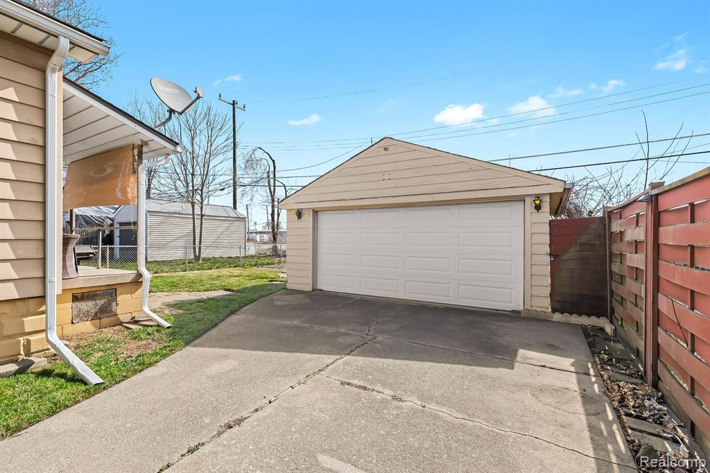 4377 3RD Street, Ecorse, MI 48229 — Photo 13