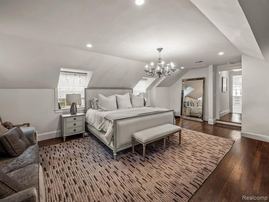 556 TOOTING Lane, Birmingham, MI 48009 — Photo 9