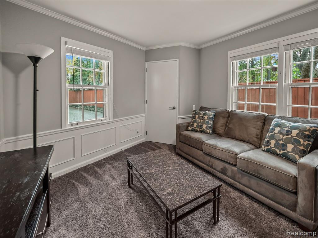 556 TOOTING Lane, Birmingham, MI 48009 — Photo 18